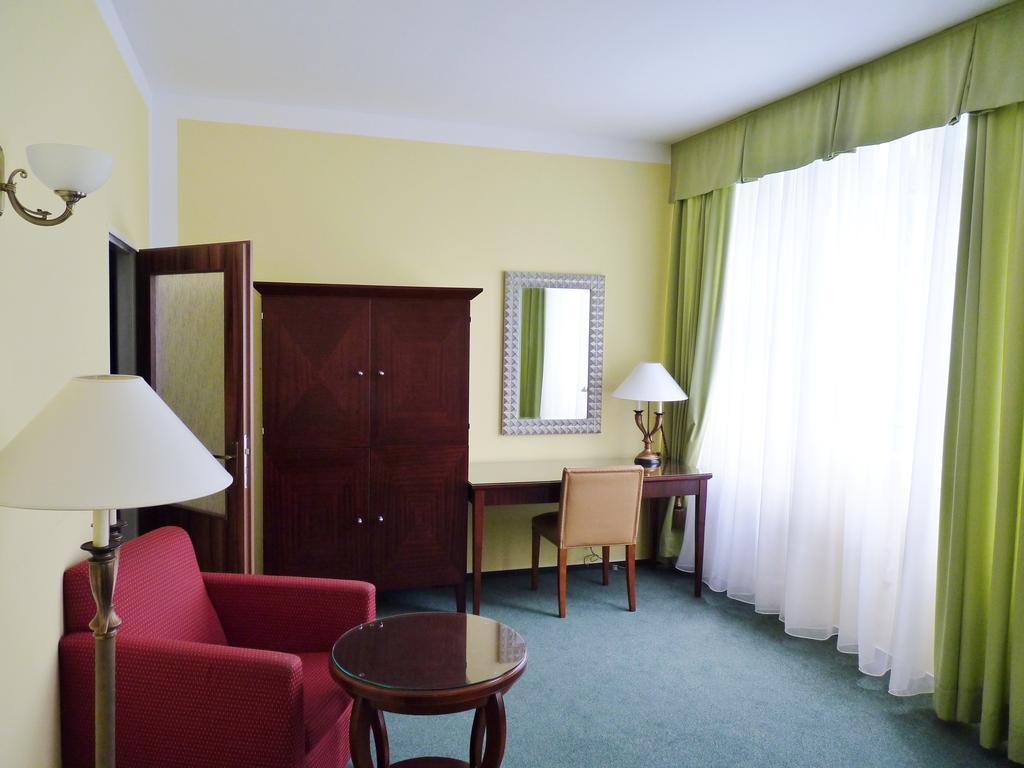 & Florian Hotel Praga